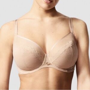 New Chantelle Size 30 H Paris Allure Unlined Plunge Bra Tan Beige‎ Style C22310